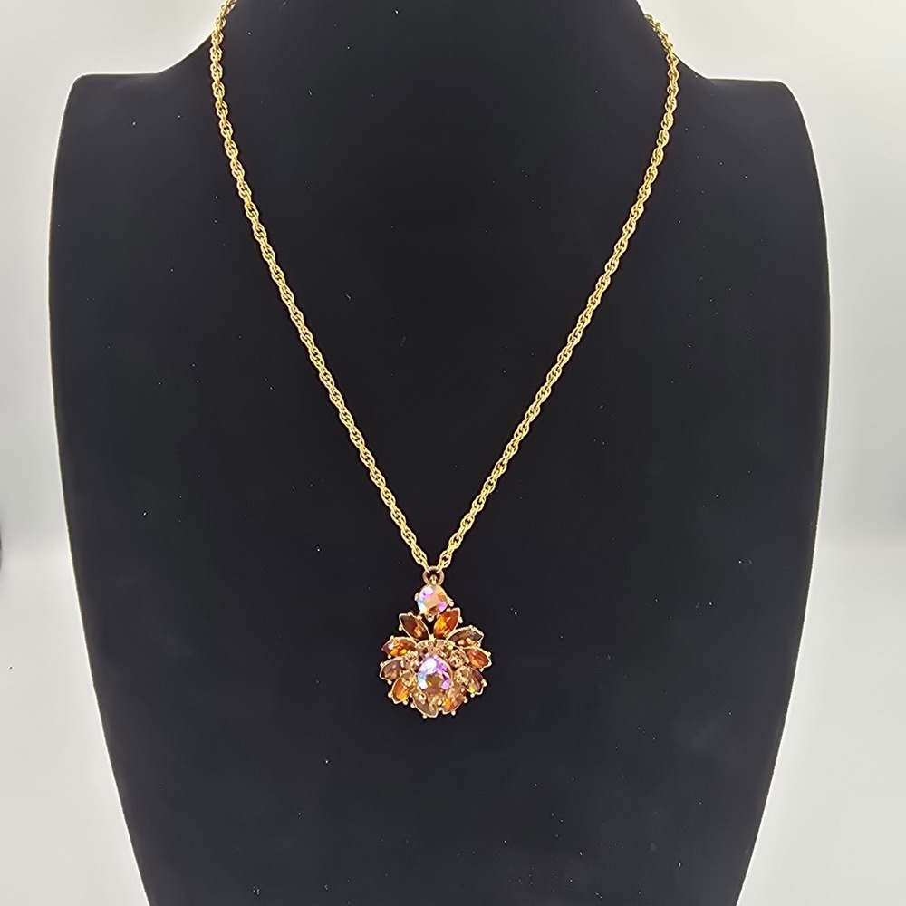 Vintage Trifari Necklace AB Rhinestones Gold Tone Amber Brown - Picture 3 of 12